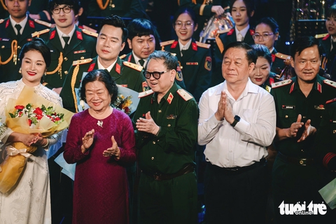 Tái hiện chiến thắng vẻ vang của dân tộc qua 'Bài ca thống nhất' - Ảnh 9. Bài ca thống nhất - Ảnh 9.