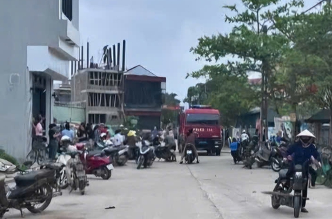 Sơ tán 218 học sinh vụ rò rỉ khí gas gây cháy ở bếp ăn trường mầm non - Ảnh 1.