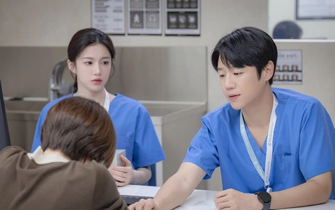 Resident playbook rating tăng vọt nhưng khó vượt Hospital playlist? - Ảnh 1.
