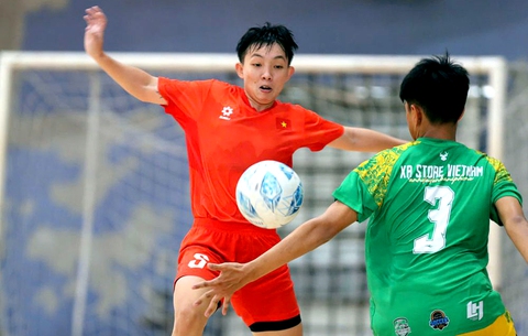 Tuyển futsal nữ Việt Nam chuẩn bị cho mục tiêu World Cup - Ảnh 1.