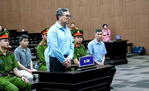 Cựu thứ trưởng Hoàng Quốc Vượng khai có nhận tiền nhưng không nhớ bao nhiêu - Ảnh 1.