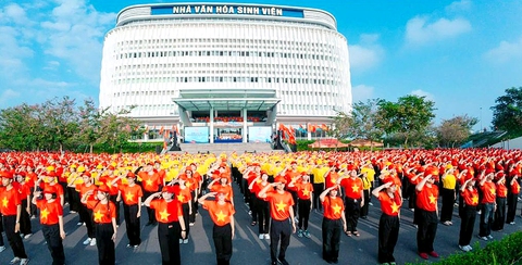 Sinh viên nối dài câu chuyện hòa bình - Ảnh 1.