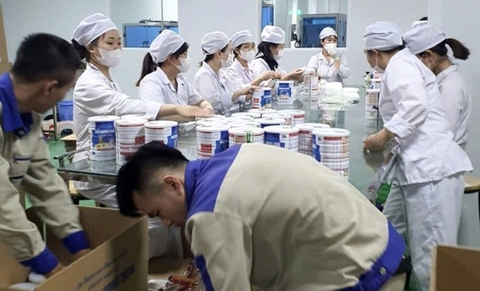 Thu hồi toàn quốc 12 loại sữa giả - Ảnh 1. sữa giả - Ảnh 1.