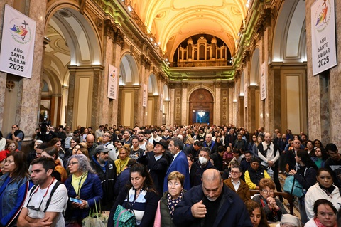 Quê hương Argentina 'buồn trên từng con phố' tiễn biệt Giáo hoàng Francis kính yêu - Ảnh 3. Giáo hoàng Francis - Ảnh 5.