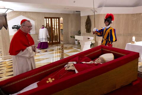 Vatican chính thức thông báo tang lễ Giáo hoàng Francis - Ảnh 1.
