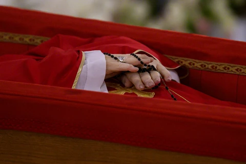 Vatican chính thức thông báo tang lễ Giáo hoàng Francis - Ảnh 2.