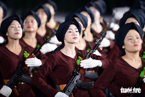 diễu binh - Ảnh 9.