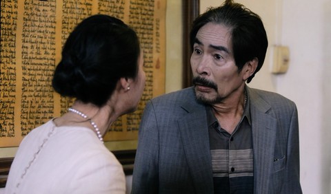 'Vũ khúc mưa xuân' dịu dàng và dữ dội, mở màn tuần phim kỷ niệm 50 năm thống nhất đất nước - Ảnh 1.
