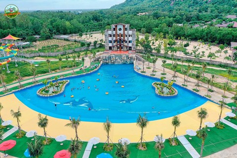 Vẻ đẹp núi Cấm tháng 4 - Ảnh 5.