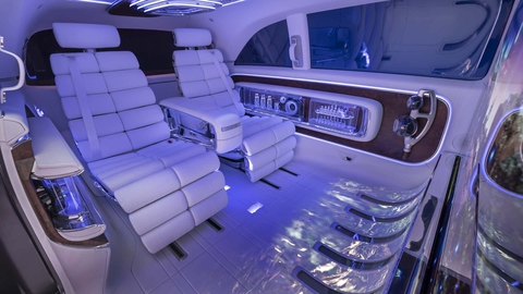 Mercedes-Benz - Ảnh 11.