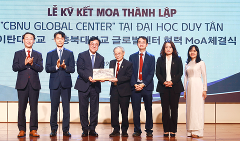 Duy tân - Ảnh 3.