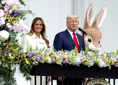 Vợ chồng ông Trump tổ chức Lễ hội lăn trứng Phục sinh tại Nhà Trắng - Ảnh 1.