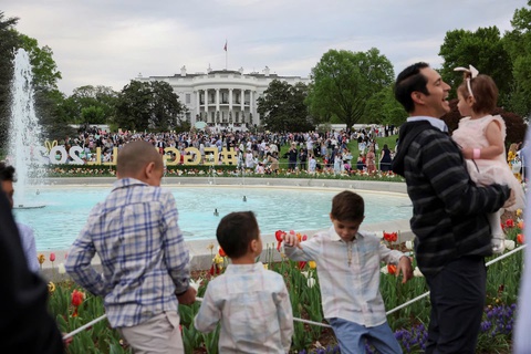 Vợ chồng ông Donald Trump tổ chức Lễ hội lăn trứng Phục sinh tại Nhà Trắng - Ảnh 7. Phục sinh - Ảnh 7.