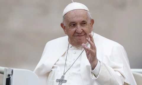 The two popes bùng nổ lượt xem trực tuyến sau khi Giáo hoàng Francis qua đời - Ảnh 1. The Two Popes bùng nổ lượt xem trực tuyến sau khi Giáo hoàng Francis qua đời - Ảnh 1.