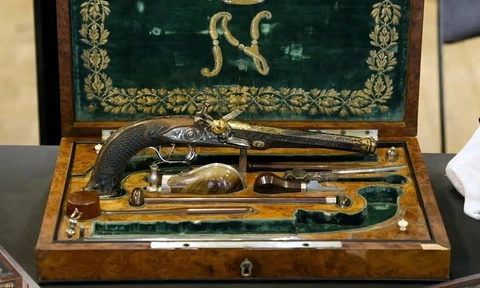 Đấu giá thư tay chối bỏ việc bắt cóc Giáo hoàng Pius VII của Napoleon - Ảnh 5. Đấu giá thư tay chối bỏ việc bắt cóc Giáo hoàng của Napoleon - Ảnh 5.