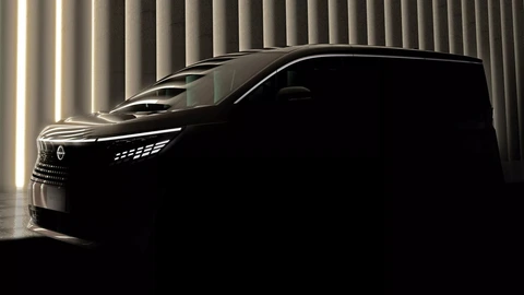 Nissan Elgrand - Ảnh 1.