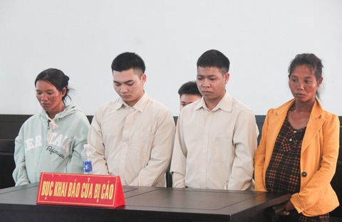 Tuyên án hai anh em giết bạn nhậu rồi mang ra suối giấu xác - Ảnh 1.