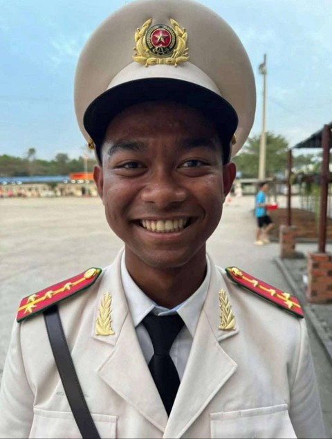 Johnny Trí Nguyễn thông báo casting Hộ linh tráng sĩ, hứa hẹn có đấu kiếm, cưỡi ngựa - Ảnh 4. Johnny Trí Nguyễn casting Hộ linh tráng sĩ: Cực lắm, trốn hết đi các bạn ơi - Ảnh 4.