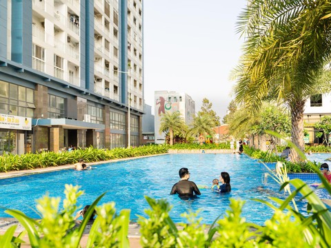 Vợ chồng trẻ TP.HCM tìm giải pháp an cư trước khi sinh con - Ảnh 1.
