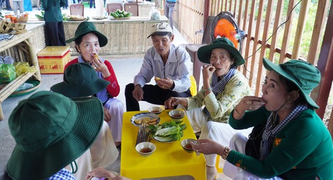 lẩu mắm - Ảnh 3.