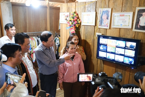 Ngôi làng cuối cùng của tỉnh Bình Định có điện - Ảnh 3.