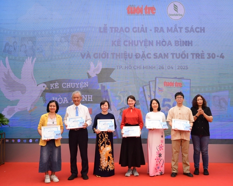 Trao giải cuộc thi viết Kể chuyện hòa bình - Ảnh 4. Kể chuyện hòa bình - Ảnh 4.