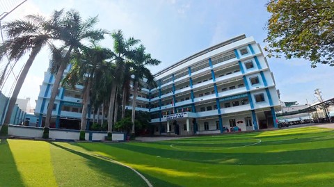 Trường THCS-THPT Trần Cao Vân sẵn sàng đón học sinh năm học mới - Ảnh 1.