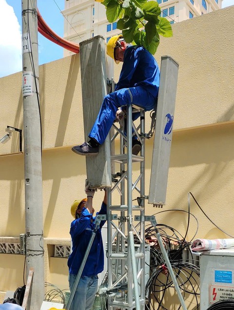 Mạng lưới của VNPT đã sẵn sàng phục vụ đại lễ - Ảnh 3. Mạng lưới của VNPT đã sẵn sàng phục vụ đại lễ - Ảnh 3.