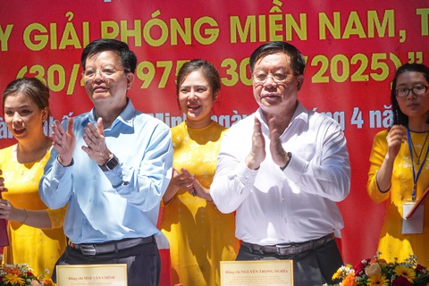 báo chí - Ảnh 2.