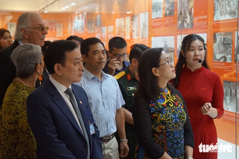 Lần đầu trưng bày áo khoác của Đại tướng Văn Tiến Dũng mặc trong Kháng chiến chống Mỹ - Ảnh 1. Đại tướng Văn Tiến Dũng - Ảnh 1.
