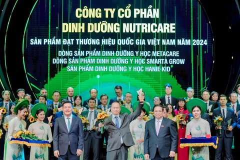 Nutricare tiếp tục vào Top 50 doanh nghiệp tăng trưởng xuất sắc - Ảnh 2.