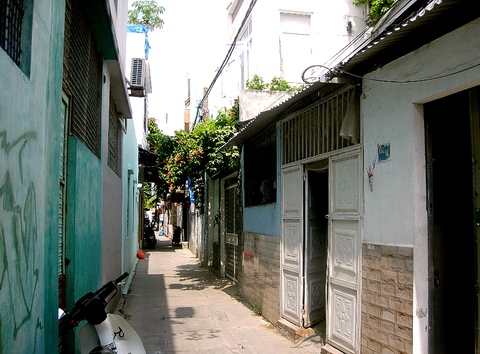 Cha cho tôi một hình hài, cho cả con đường sống - Ảnh 1.