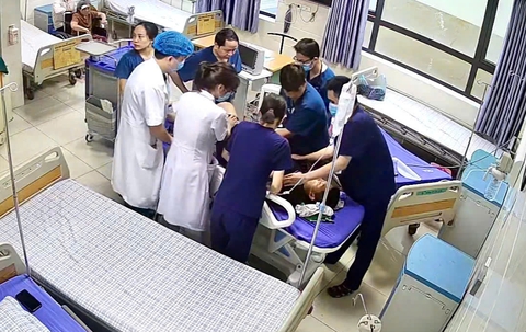 Bệnh nhân 12 tuổi ngừng tim do sốc phản vệ khi tiêm kháng sinh được cấp cứu thành công - Ảnh 1.