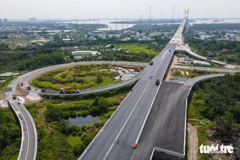 cao tốc - Ảnh 1.