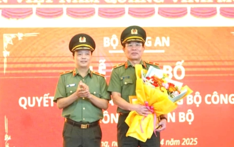 Thiếu tướng Vũ Xuân Viên nghỉ công tác chờ hưởng chế độ hưu, ai phụ trách Công an Đà Nẵng? - Ảnh 1.