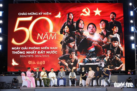 Đông đảo khán giả giao lưu ê kíp Địa đạo và xem phim tài liệu Thụy Điển 'Chiến thắng của Việt Nam - Ảnh 1. Địa đạo - Ảnh 1.
