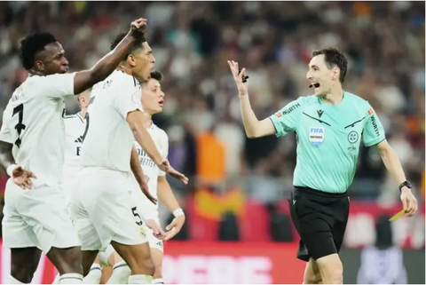 L'Équipe: Real Madrid là đứa trẻ thất thường không chịu đựng được sự thất bại - Ảnh 1.