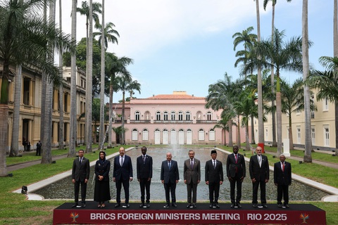 Nhóm BRICS đổ về Brazil bàn phản ứng chung với thuế quan của ông Trump - Ảnh 2.