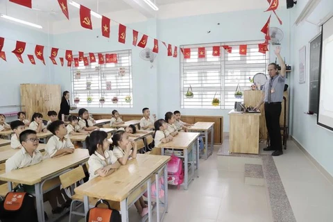 3 trường công lập chuẩn quốc gia tại quận Tân Bình - Ảnh 2.