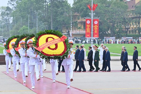 Lãnh đạo Đảng, Nhà nước viếng Chủ tịch Hồ Chí Minh dịp 30-4 - Ảnh 3.