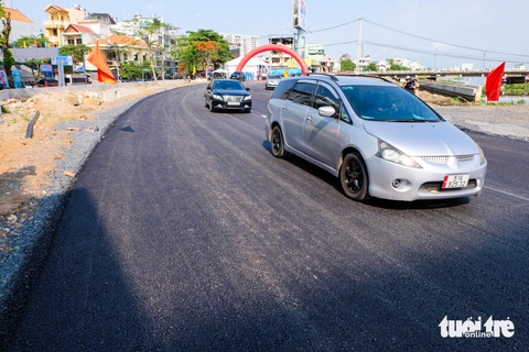 Thông xe kỹ thuật 4km đường ven kênh Tham Lương - Ảnh 3.