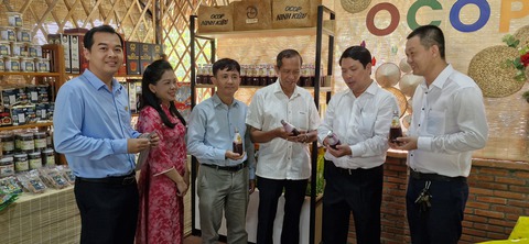Đưa đặc sản miền Tây vào resort - Ảnh 1.