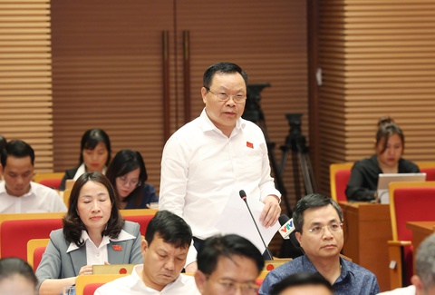 Đại biểu Hà Nội đề nghị duy trì các trung tâm hành chính công của TP, không lập ở xã phường - Ảnh 1.
