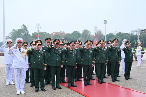 Lãnh đạo Đảng, Nhà nước viếng Chủ tịch Hồ Chí Minh dịp 30-4 - Ảnh 6.