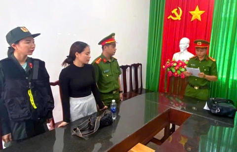 Cựu cán bộ văn phòng đăng ký đất đai nhận hối lộ hơn 400 triệu đồng - Ảnh 1.