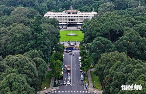 Diễu binh - Ảnh 1.