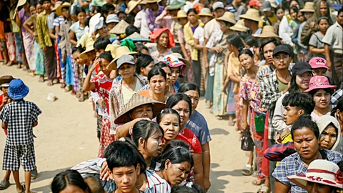 Myanmar đối mặt khủng hoảng y tế sau động đất - Ảnh 1.