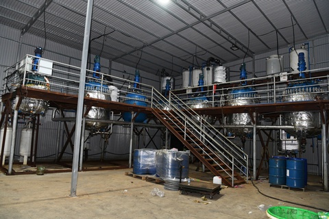 Khởi tố 10 người trong vụ lập 'công xưởng' sản xuất ma túy cực lớn tại Khánh Hòa - Ảnh 2.