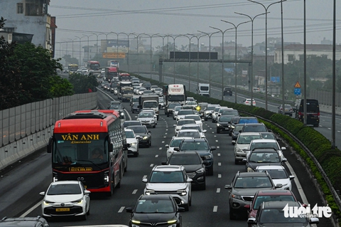 tắc đường - Ảnh 2.