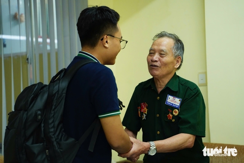diễu binh - Ảnh 1.